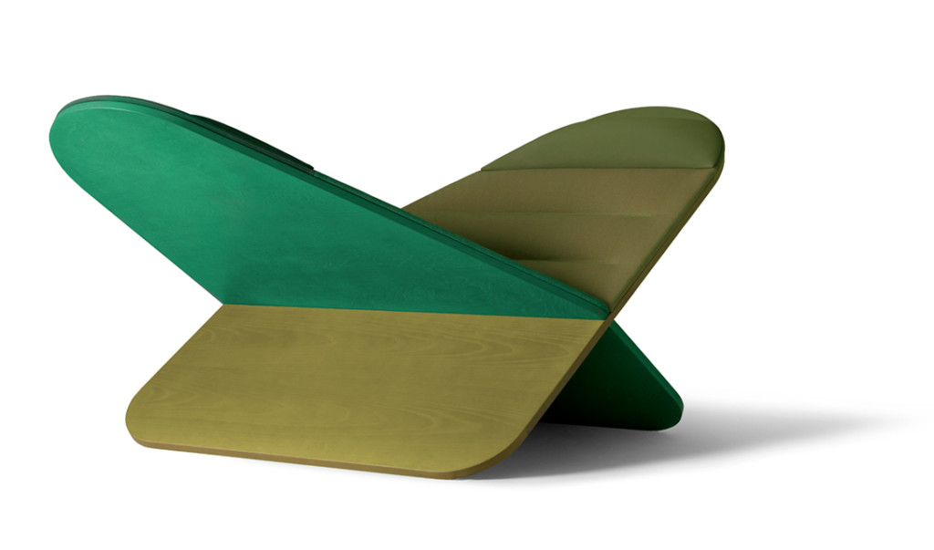 designer Assaf Israel, introduced Daydream, a multifunctional seat inspired by the symbol for infinity.