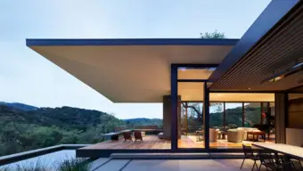 The siting of the house on a slope in the Santa Lucia Preserve maximizes the views and privacy.