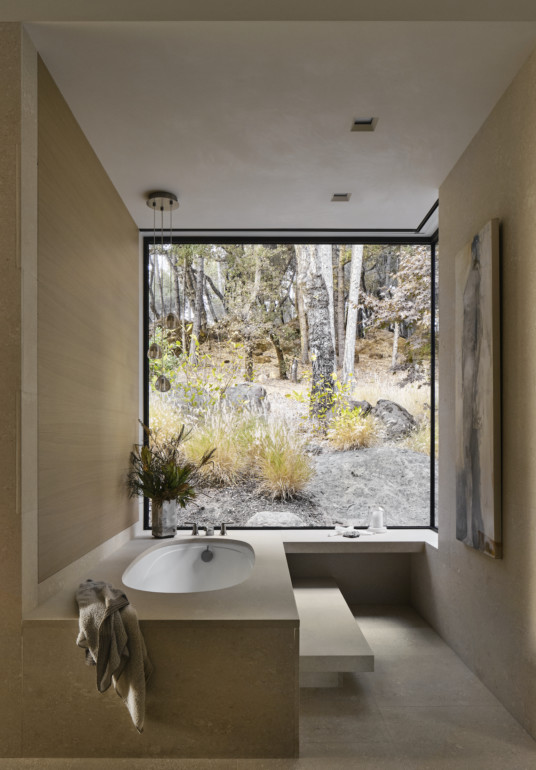 forest aerie master bath