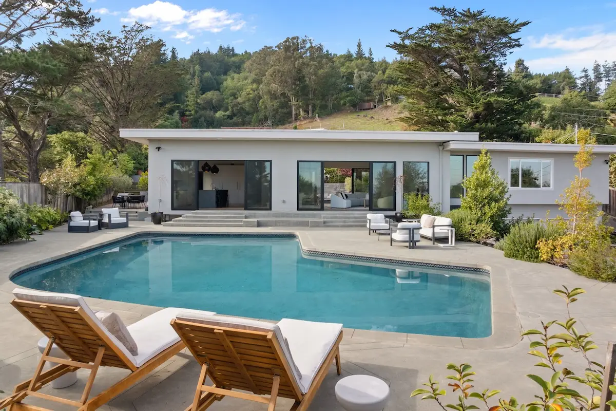 929 Meadowsweet Drive, Corte Madera