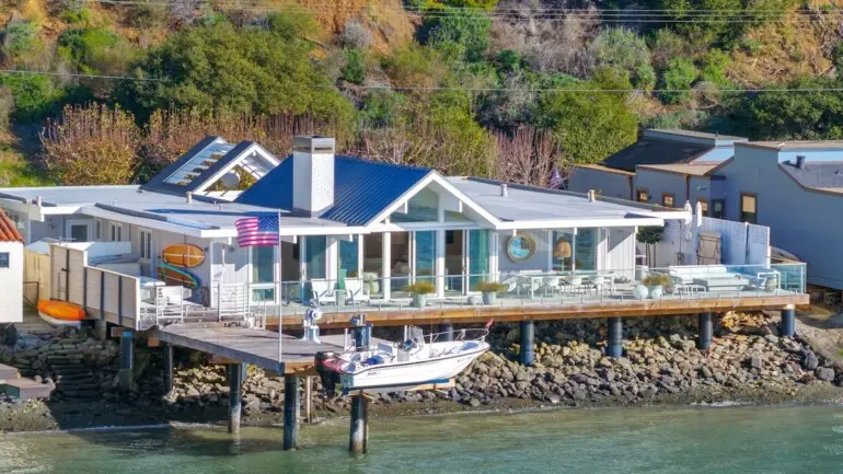 27 West Shore Road, Belvedere