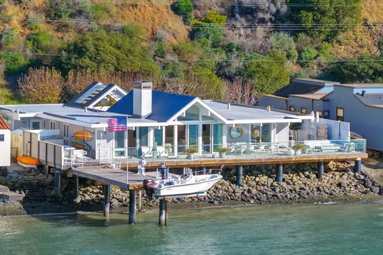 27 West Shore Road, Belvedere