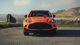 Aston Martin DBX707