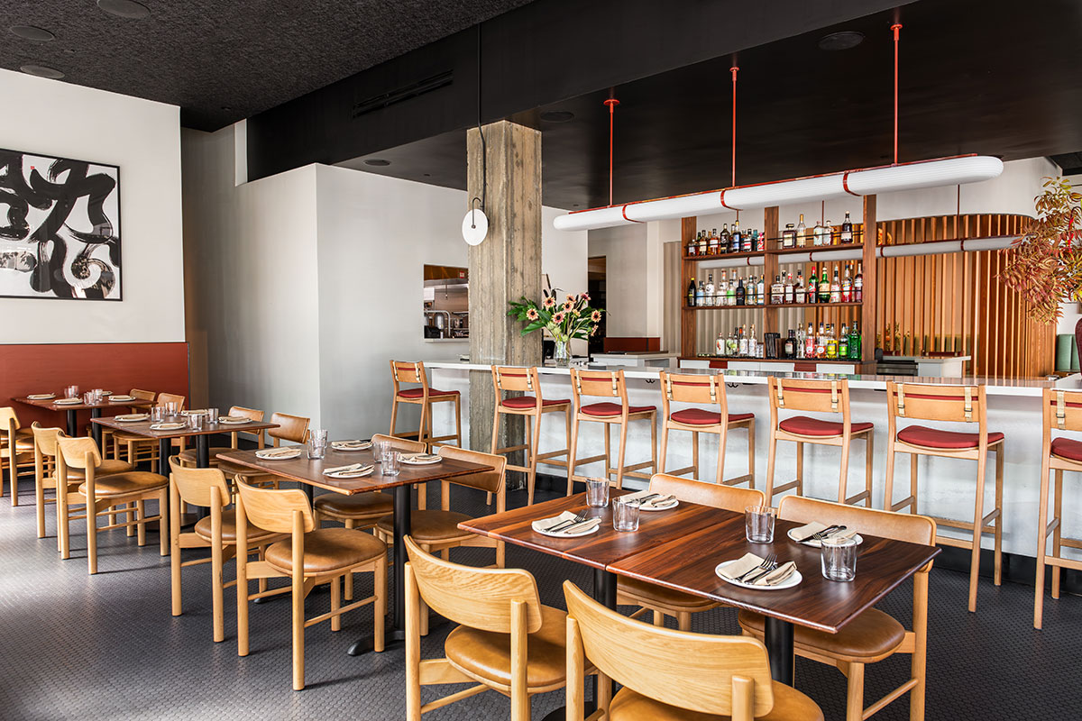 The Happy Crane - Interior