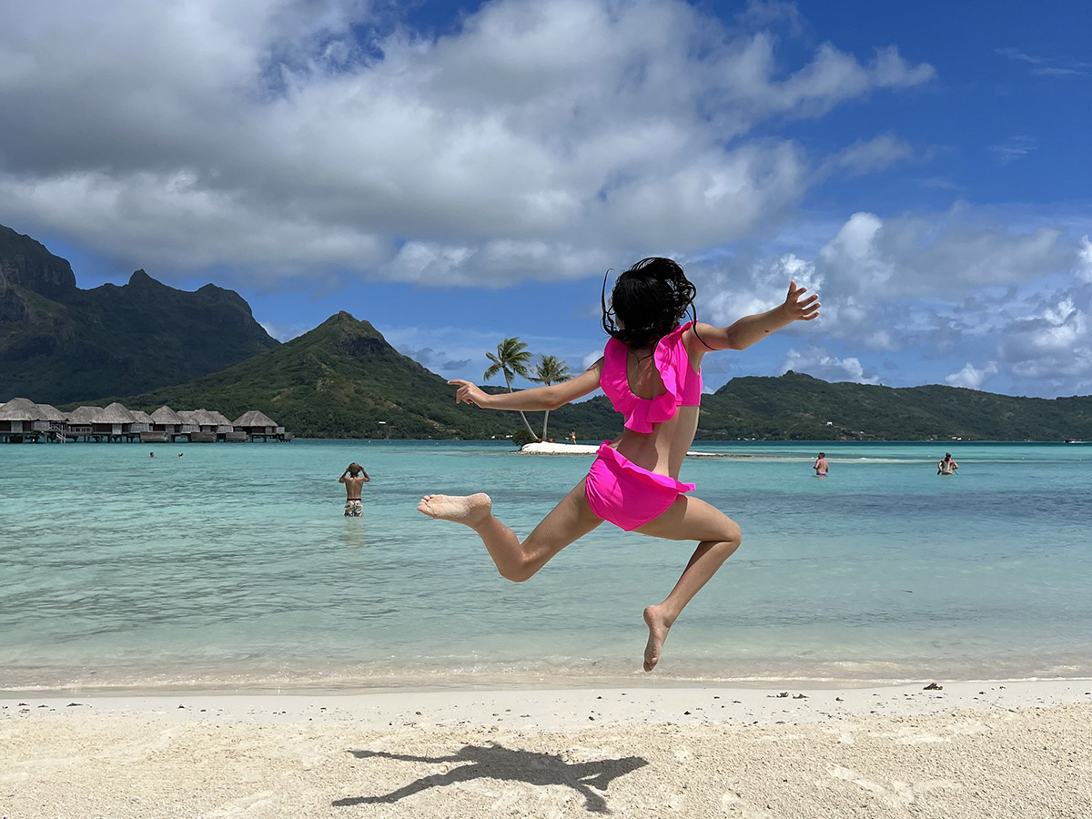 Bora-Bora Beach