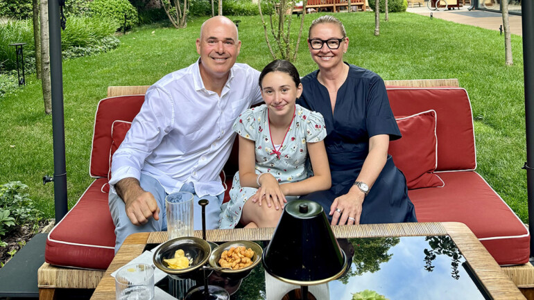 Chelsea E. Ialeggio and her family