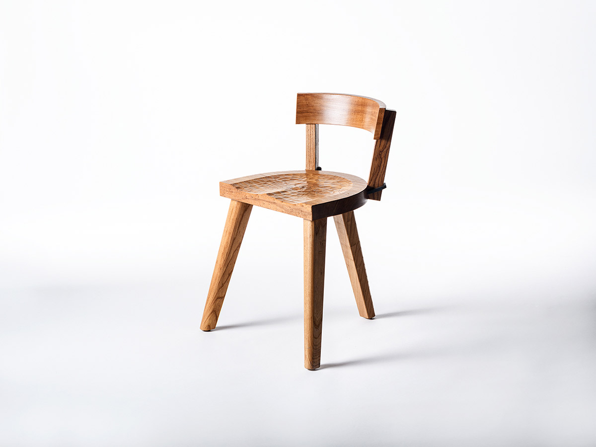 The Chair with 3 Legs
